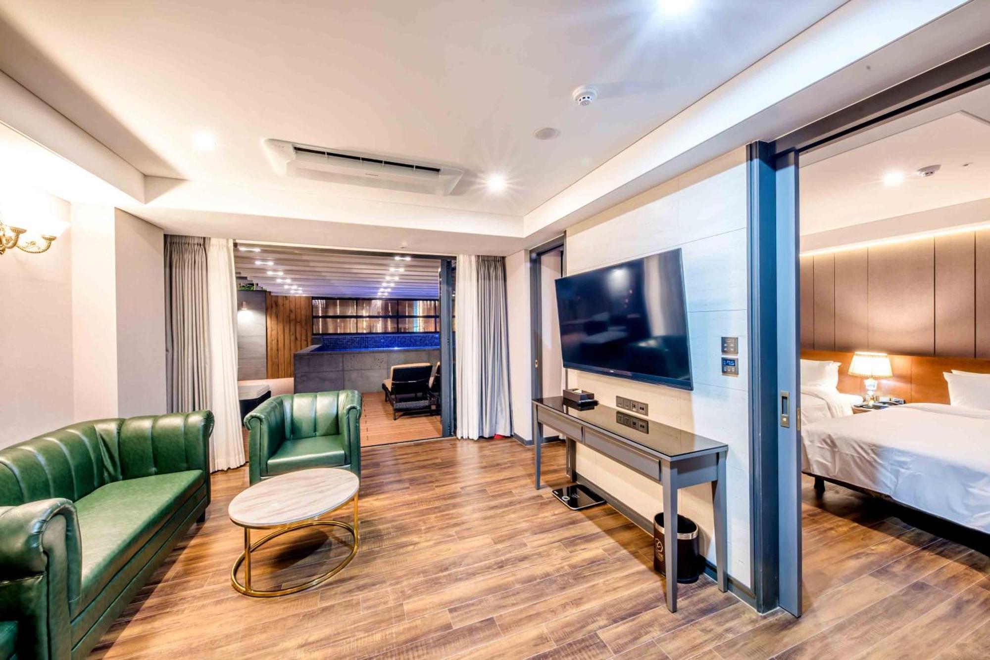 ג'גו Dyne Oceano Hotel מראה חיצוני תמונה